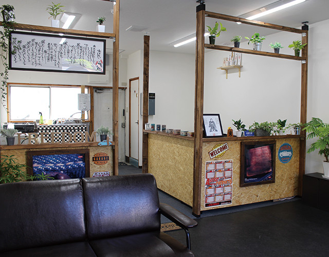 自動車修理、板金、車検、中古車販売も埼玉県草加市Freedom(フリーダム)